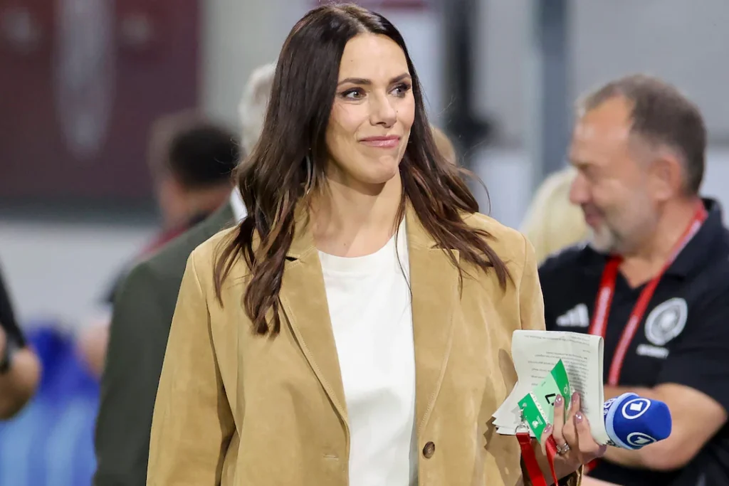 Esther Sedlaczek Ehemann